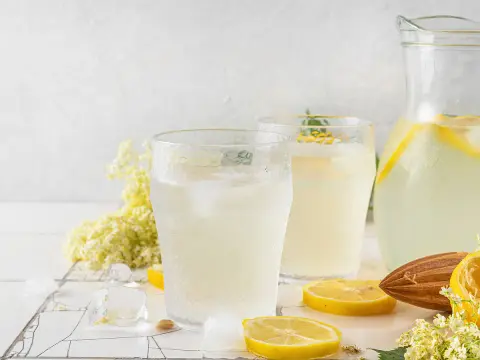 Citronnade maison sans amertume - Le secret d'une boisson parfaite
